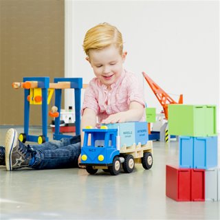 Truck with 2 containers